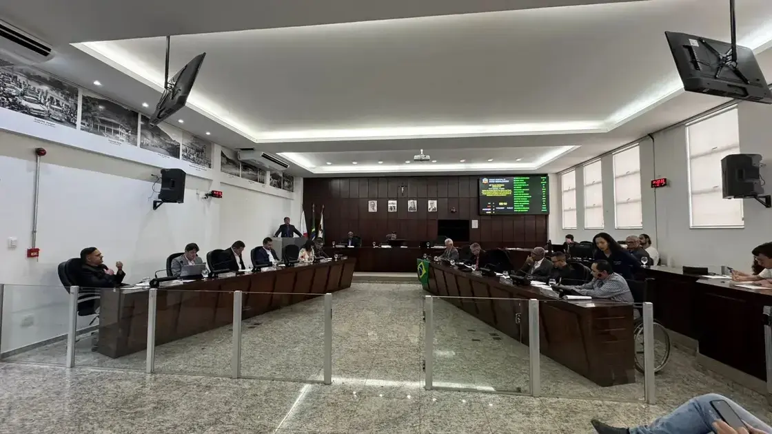 Câmara de João Monlevade aprova iniciativas para mobilidade e segurança no trânsito