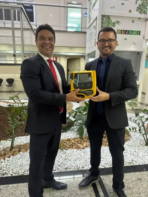 Câmara Municipal de João Monlevade adquire desfibriladores para a saúde
