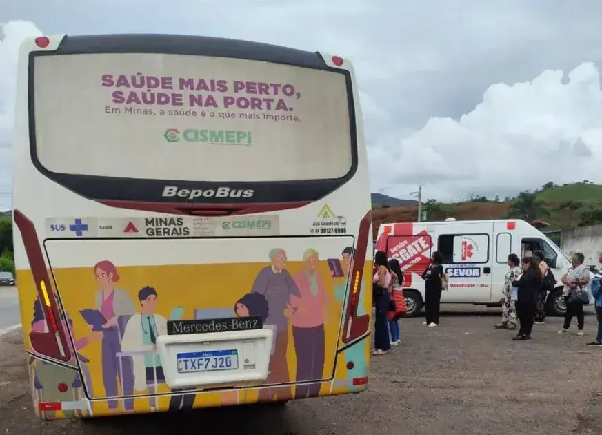 Colisão entre ônibus e caminhão em João Monlevade deixa feridos