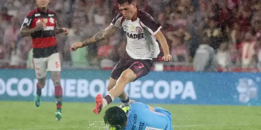 Flamengo é superado na prorrogação e perde título da Recopa para Lanús Flamengo é superado na prorrogação e perde título da Recopa para Lanús