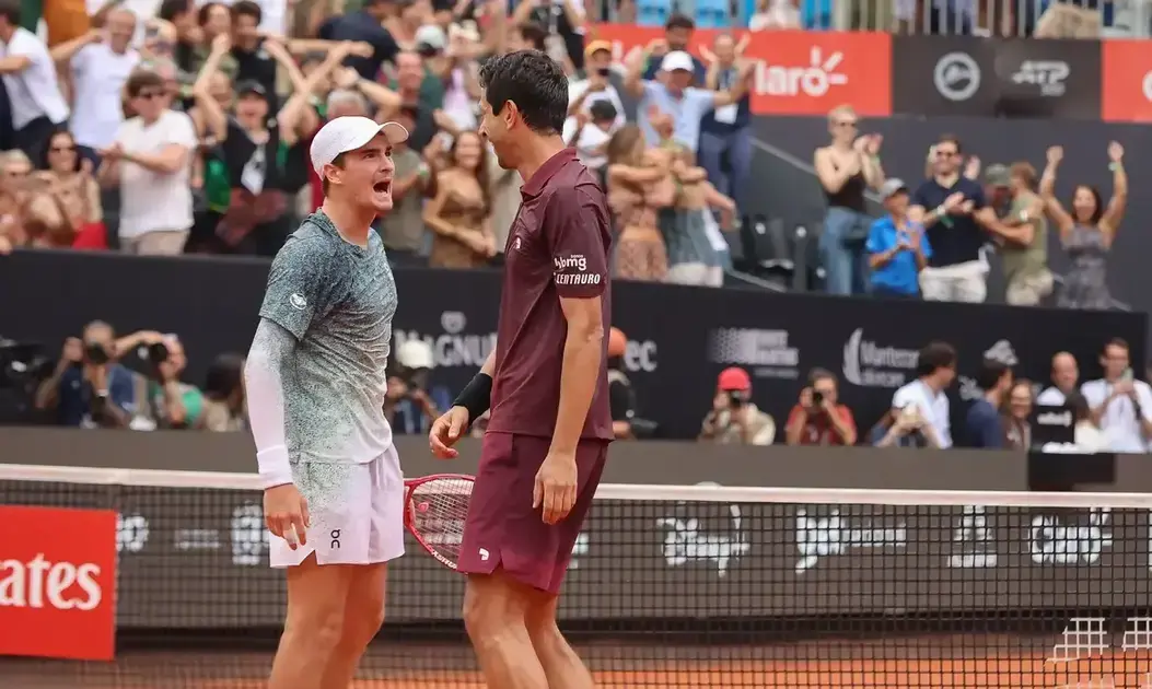 João Fonseca e Marcelo Melo avançam para a final do Rio Open