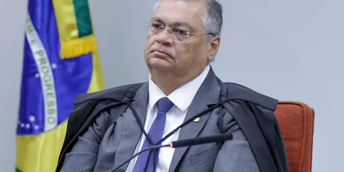 Juízes pedem ao STF a manutenção de penduricalhos suspensos por Flávio Dino