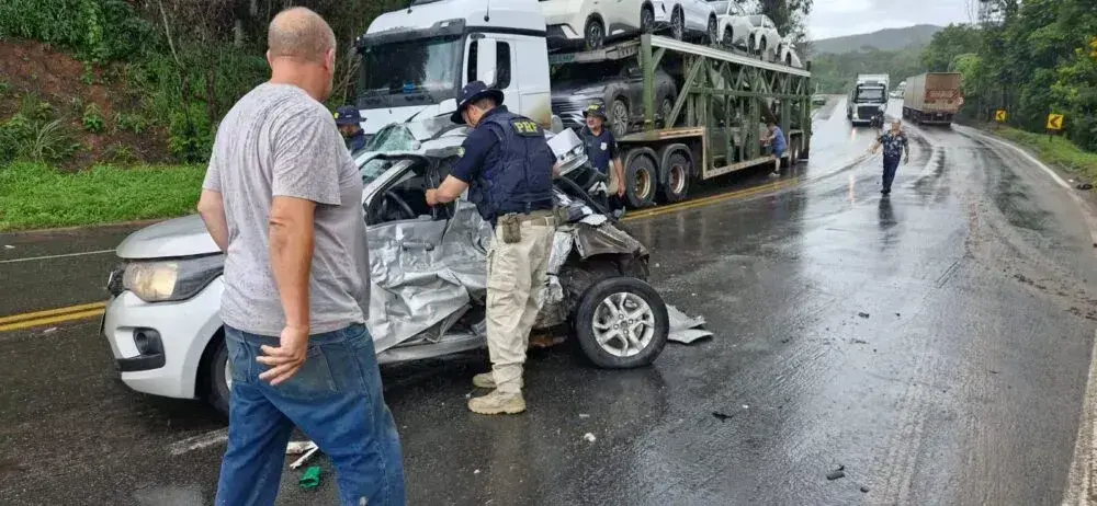 Acidente na BR-381 gera congestionamento entre São Gonçalo e João Monlevade