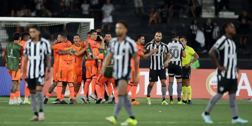 Botafogo é eliminado da Libertadores após derrota para o Barcelona