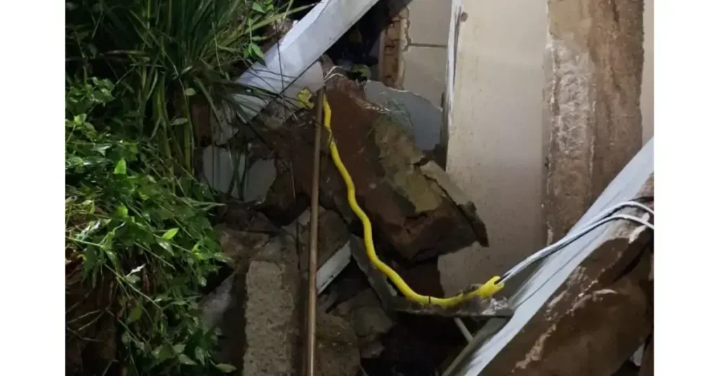 Desabamento de muro em Rio Piracicaba preocupa moradores após chuvas