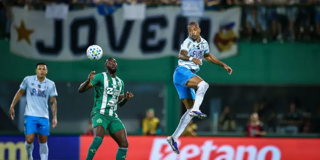 Empate em Chapecó: Chapecoense e Grêmio ficam no 1 a 1