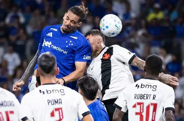Empate emocionante entre Cruzeiro e Vasco em Belo Horizonte: confira os detalhes