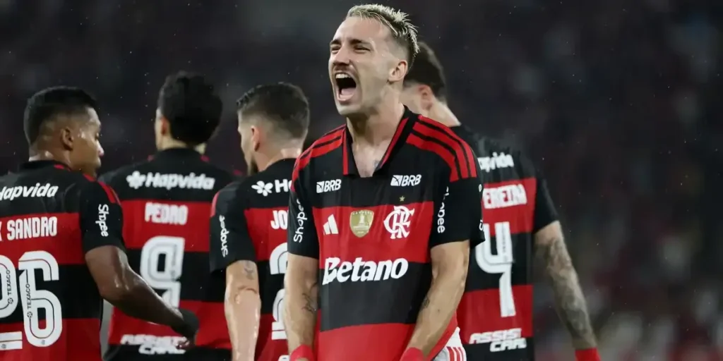 Flamengo vence Remo por 3 a 0 e deixa lanterna para entrar no G4 do Brasileiro