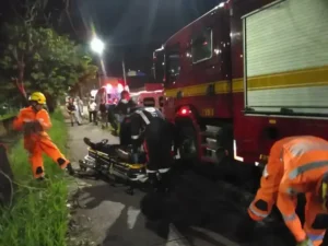 Homem é resgatado após queda em canal de água pluvial em Itabira