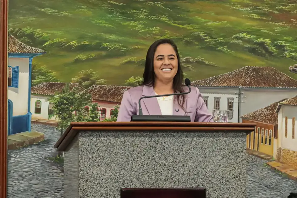 Jordana Madeira: voz da igualdade na Câmara de Itabira em homenagem ao Dia da Mulher