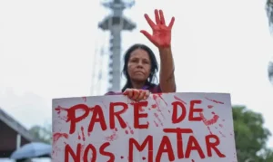 Misoginia digital: O impacto dos discursos de ódio contra mulheres