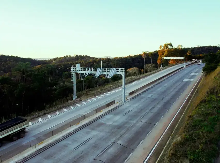 Obrigatoriedade de pedágio em sistema free-flow da BR-381 é reafirmada pela concessionária