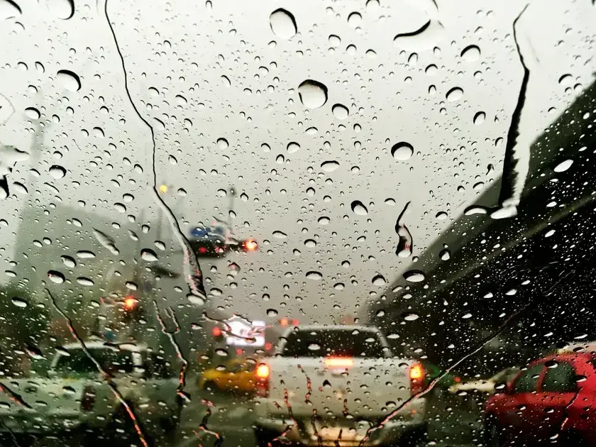 Previsão do tempo para sábado (14): chuva e temperaturas entre 18°C e 29°C