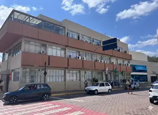 São Gonçalo do Rio Abaixo inaugura unidade do IFMG e curso de Química