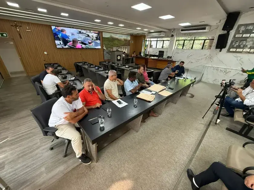 Câmara de Itabira libera votação de reajuste salarial de 3,9% para servidores