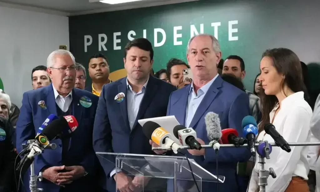 Ciro Gomes sente pressão para entrar na disputa pela presidência