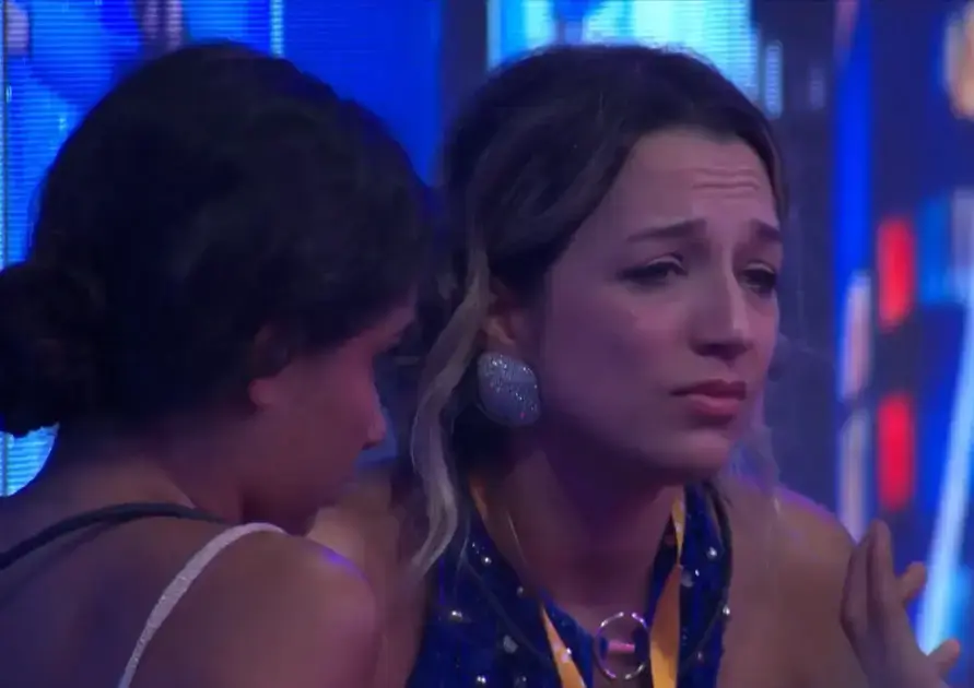Críticas a Samira aquecem festa no BBB 26: embates e desabafos marcam a noite