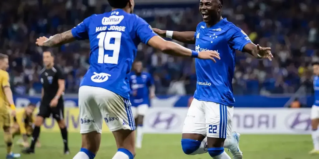 Cruzeiro vence Boca Juniors com decisão e lidera Libertadores