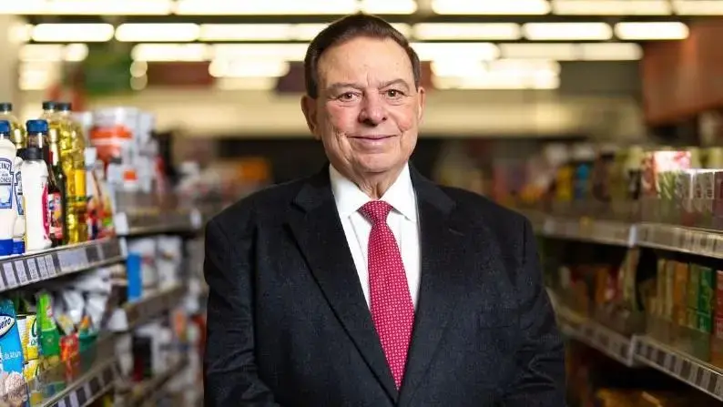 Empresário pede regulamentação para venda de medicamentos em supermercados