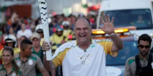 Flamengo aposenta camisa 14 em tributo a Oscar Schmidt