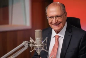 Geraldo Alckmin destina R$ 15 bilhões para o setor químico nacional