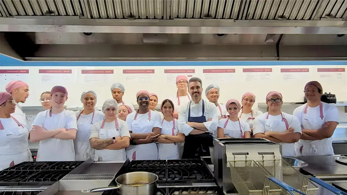 Inhac oferece formação para novos talentos na cozinha