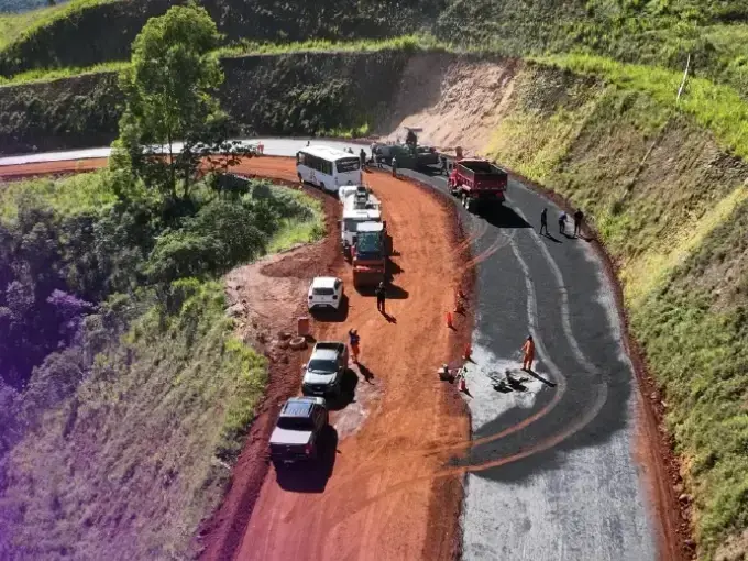 Interdição parcial na MG-030 para içamento de vigas entre BH e Nova Lima