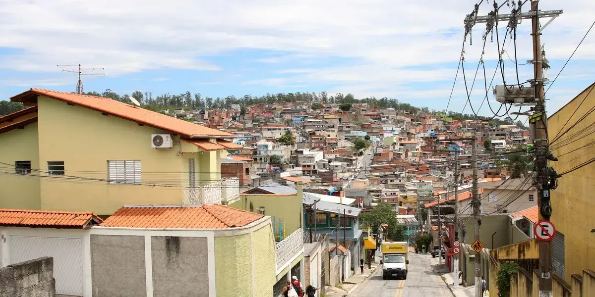 Moradores de Perus denunciam manipulação em audiência sobre incinerador
