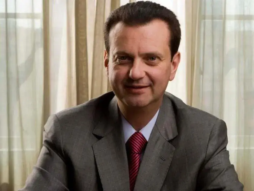 Pacheco e a Nova Direção do PSD: Aro Se Manifesta