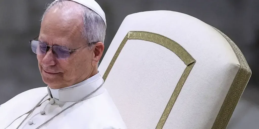 Papa Leão XIV desafia Trump: 'Minha voz é pela paz'