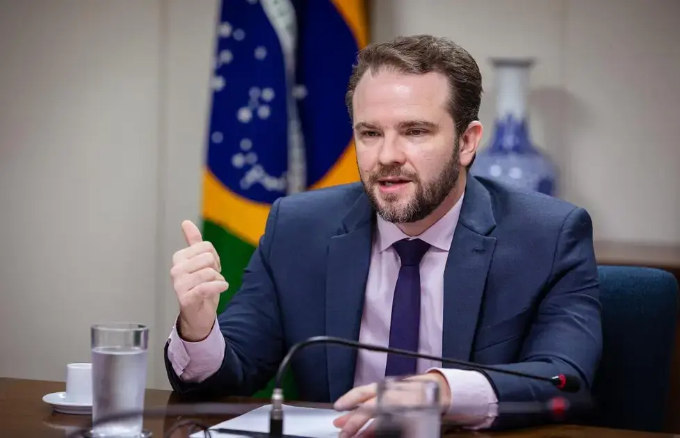 Representação do Brasil no G7: Durigan participa de encontro nos EUA