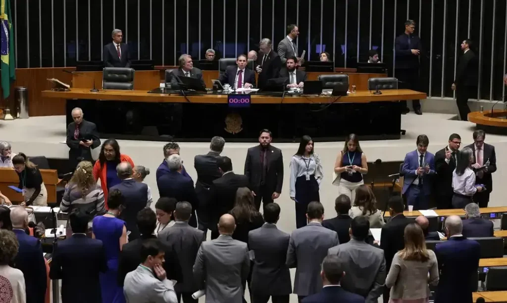 Câmara dos Deputados aprova criação do Programa Nacional de Combate ao Câncer