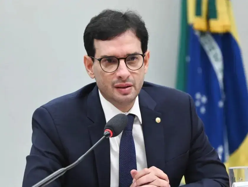 Comissão aprova parecer sobre o fim da escala 6×1