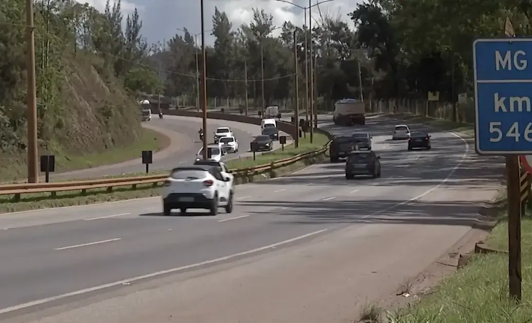 Críticas ao uso de recursos da reparação do Rio Doce em rodovias em Minas