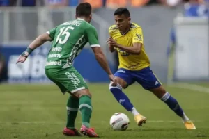 Cruzeiro e Chapecoense se enfrentam no Mineirão pelo Brasileirão