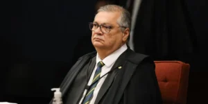 Flávio Dino inicia investigação sobre emendas para produtora do filme de Bolsonaro