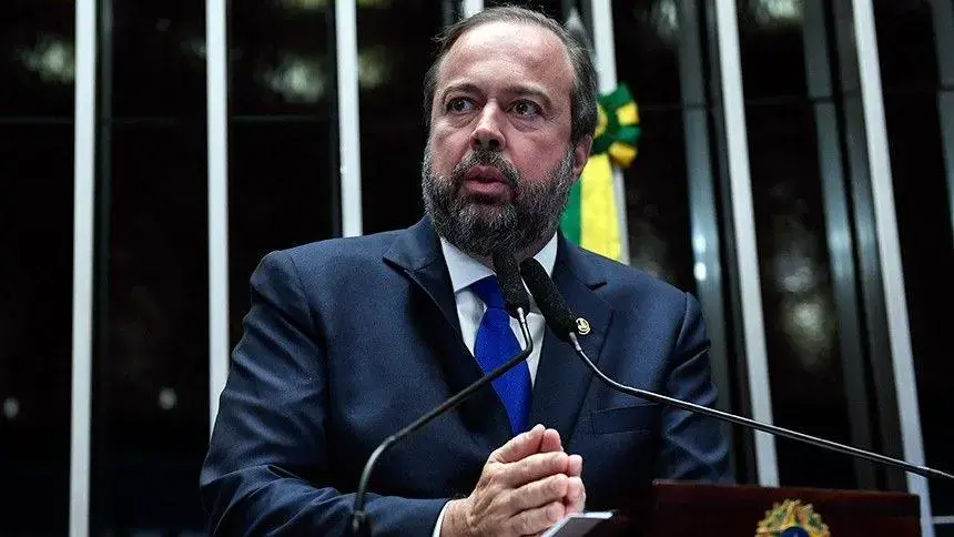 Governo anuncia leilão para a contratação de baterias inovadoras