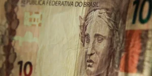 Governo de SP impõe multa recorde de R$ 1 bilhão à Fast Shop por fraudes fiscais