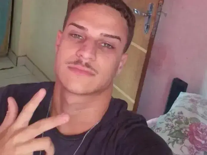 João Victor, jovem motociclista, morre após acidente em Itabira
