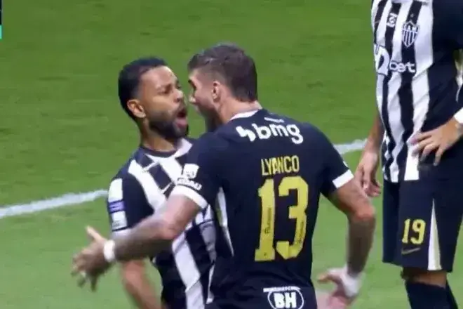 Leitura labial revela discussões acaloradas no clássico Atlético x Cruzeiro