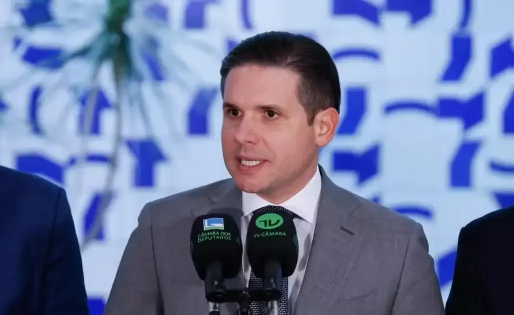 Motta fala sobre a inevitabilidade da mudança na escala 6×1 para empresários