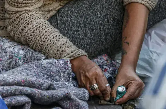 Nova legislação regulamenta internação de dependentes químicos em Belo Horizonte