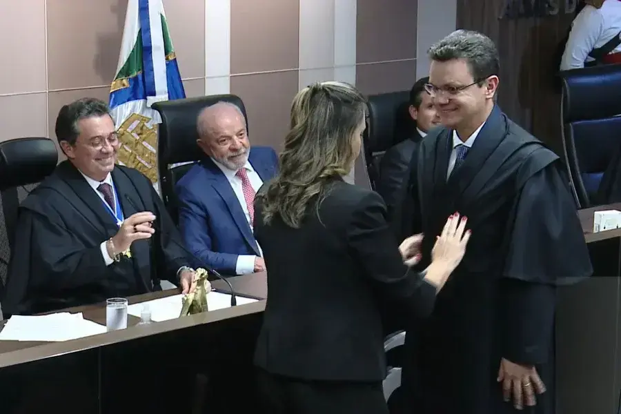 Odair Cunha promove articulação entre Lula e Davi Alcolumbre