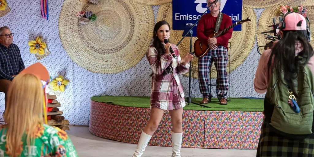 Reality A Voz Dela destaca o papel feminino no São João de Caruaru
