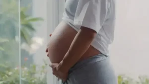 Ser mãe no Brasil: direitos evoluíram, mas desafios persistem