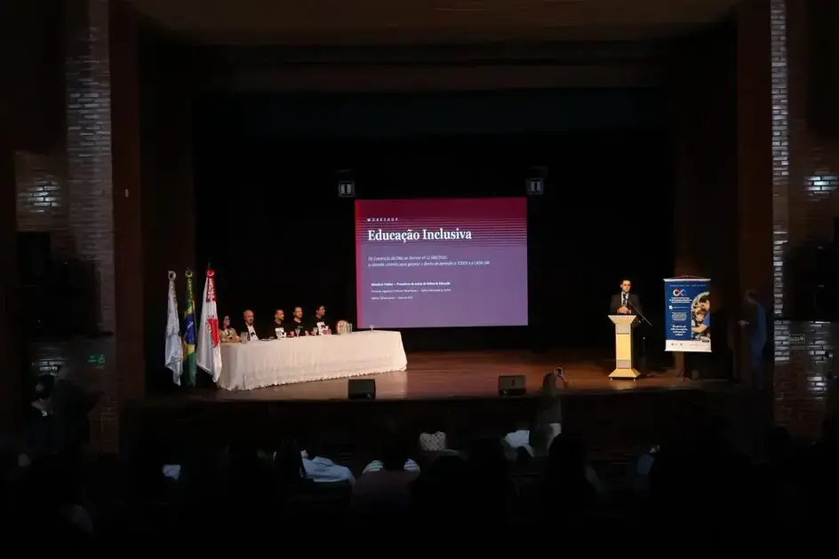 Workshop da Inclusão em Itabira discute educação para alunos com neurodivergências