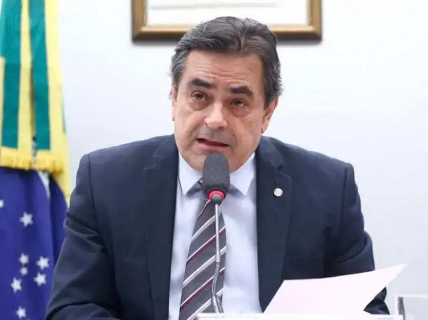 A Importância da Independência Moral na Política Atual