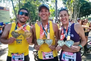 Atletas de Itabira superam desafios na Maratona do Rio de Janeiro