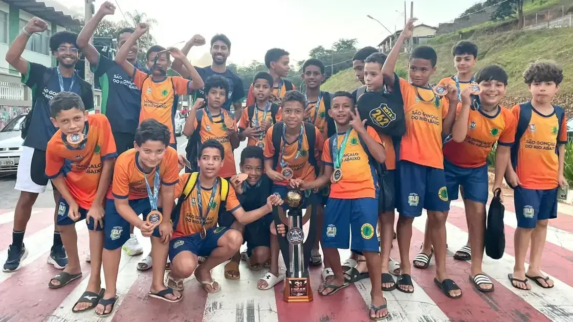 Bom de Bola/Bom de Escola conquista terceiro lugar na Copa Emilton Bartolomeu Cirola