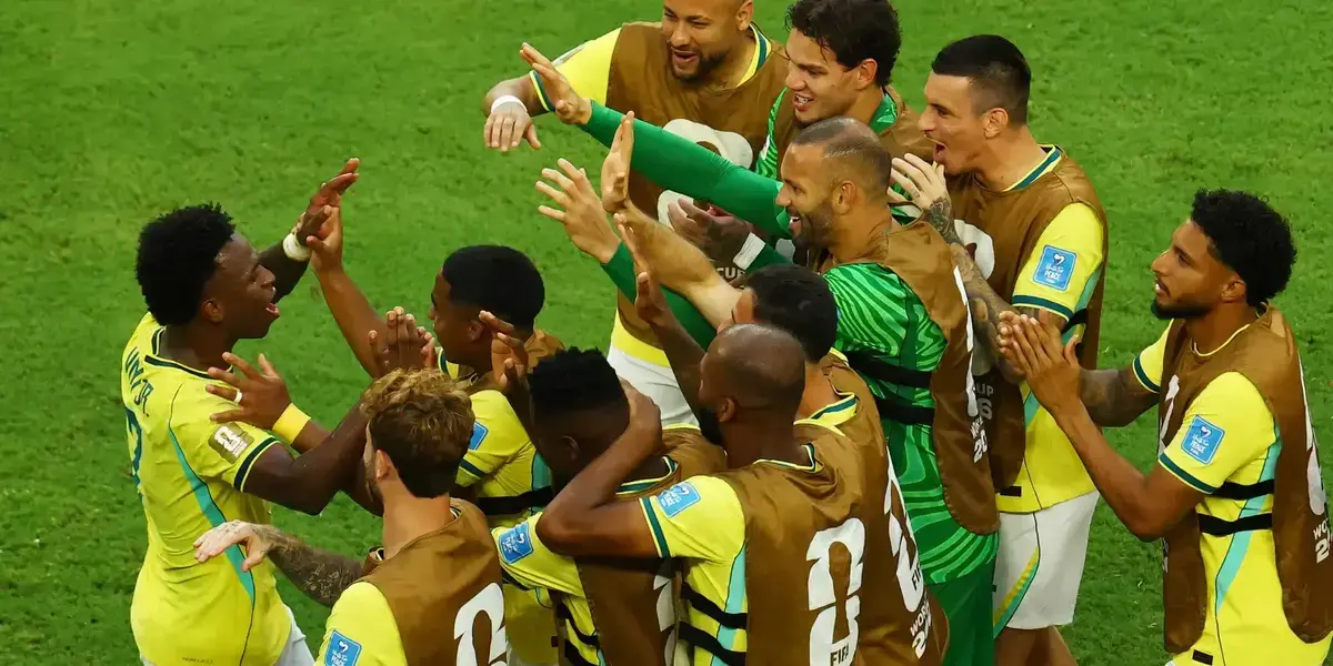 Brasil brilha e avança em 1º lugar após vitória de 3 a 0 sobre a Escócia